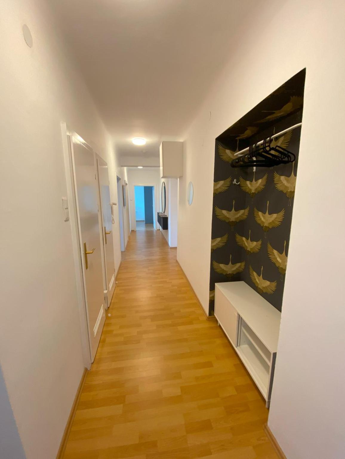 Appartement Anzotika Apartment, *